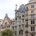 EU ESP CAT BAR Barcelona 2017JUL21 028  A couple of blocks up the street was another of   Antoni Gaudí's   creations - the   Casa Batlló  . : 2017, 2017 - EurAisa, Barcelona, Catalonia, DAY, Europe, Friday, July, Southern Europe, Spain
